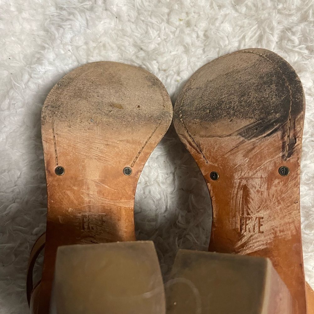 Frye "Brielle" Sandals Leather tan Block heels ankle strap sandals SZ10M . - Picture 11 of 11